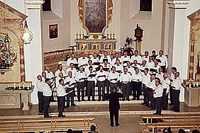 MGV Concordia beim Konzert in der katholischen Pfarrkirche Sankt Peter und Paul in Edesheim